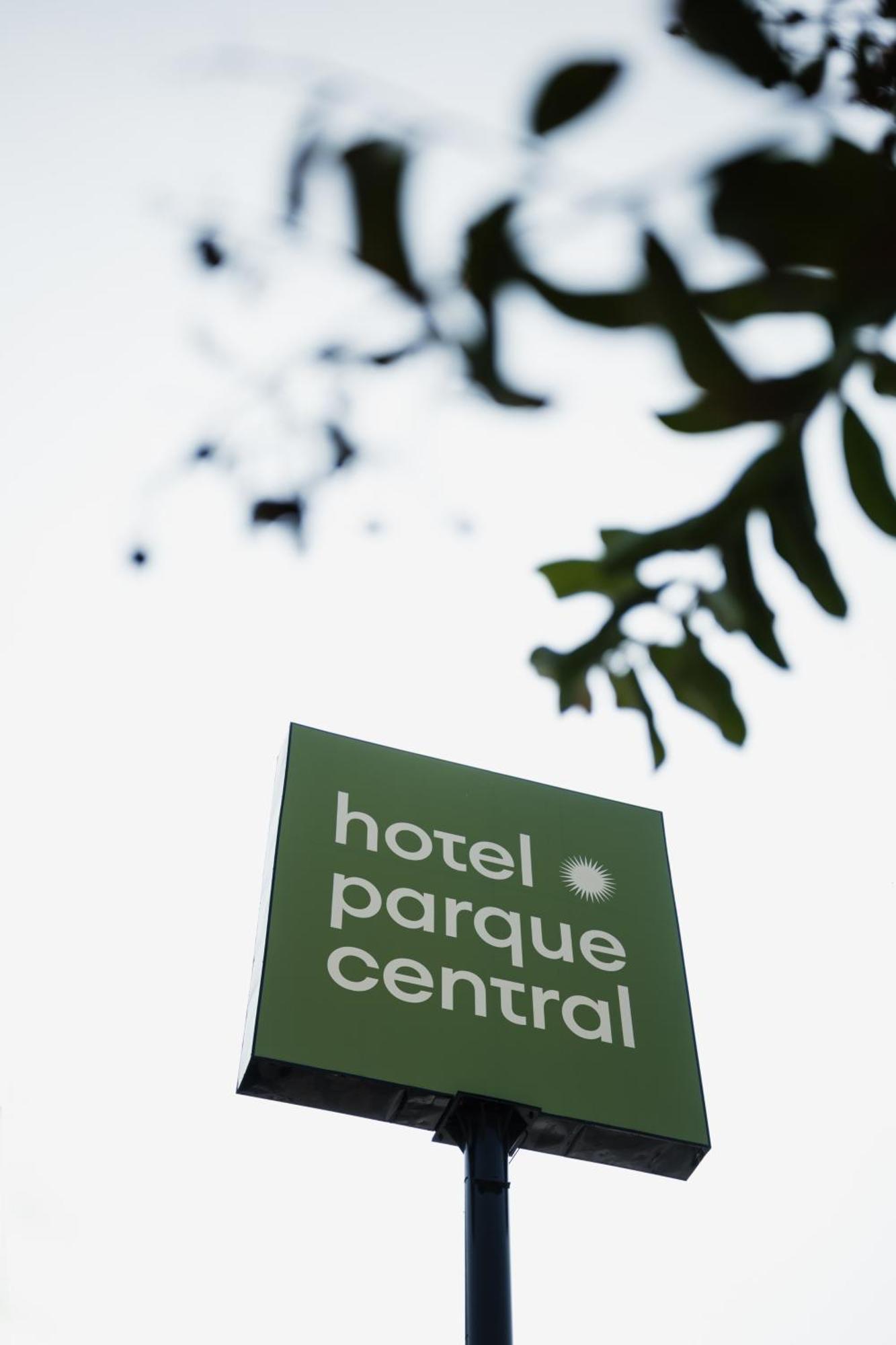 Hotel Parque Central Монтеррей Экстерьер фото