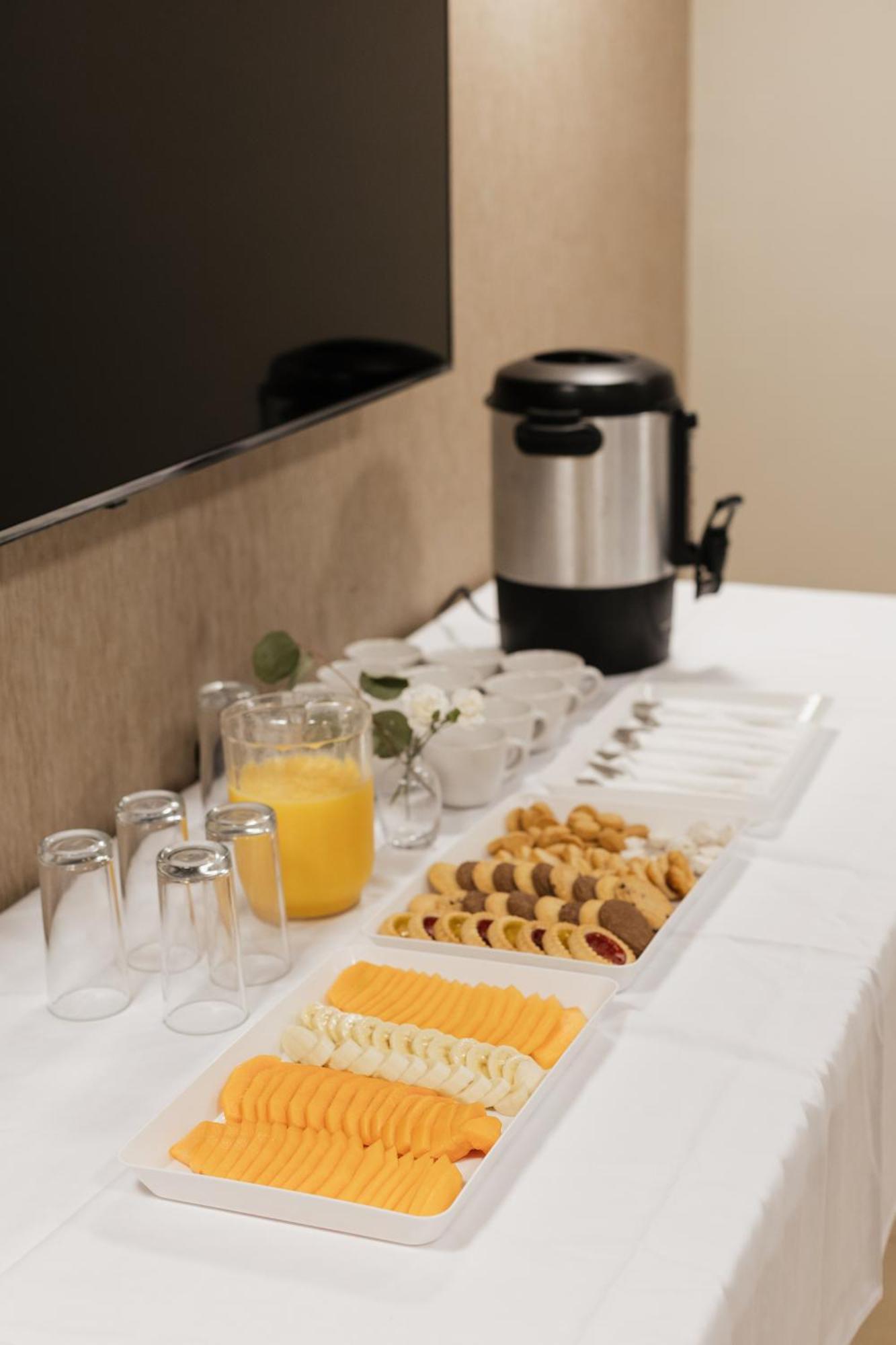 Hotel Parque Central Монтеррей Экстерьер фото