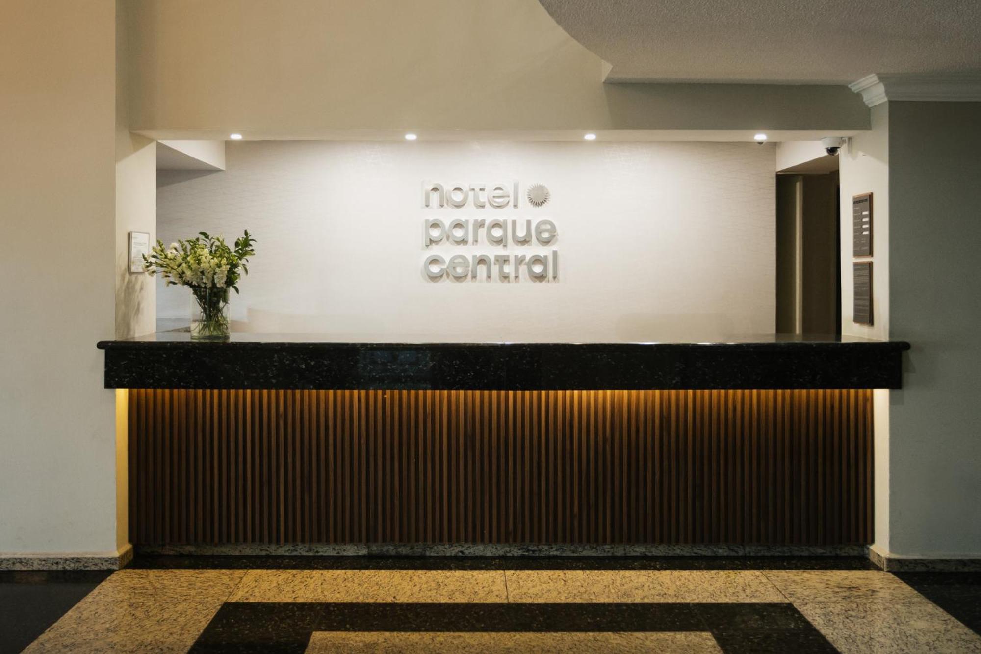 Hotel Parque Central Монтеррей Экстерьер фото