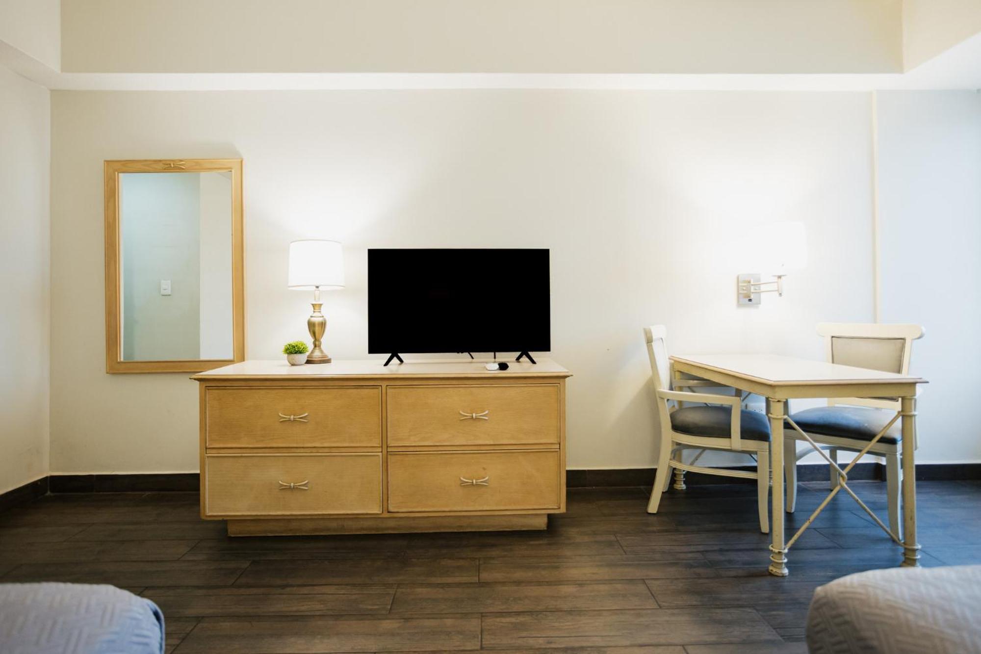 Hotel Parque Central Монтеррей Экстерьер фото
